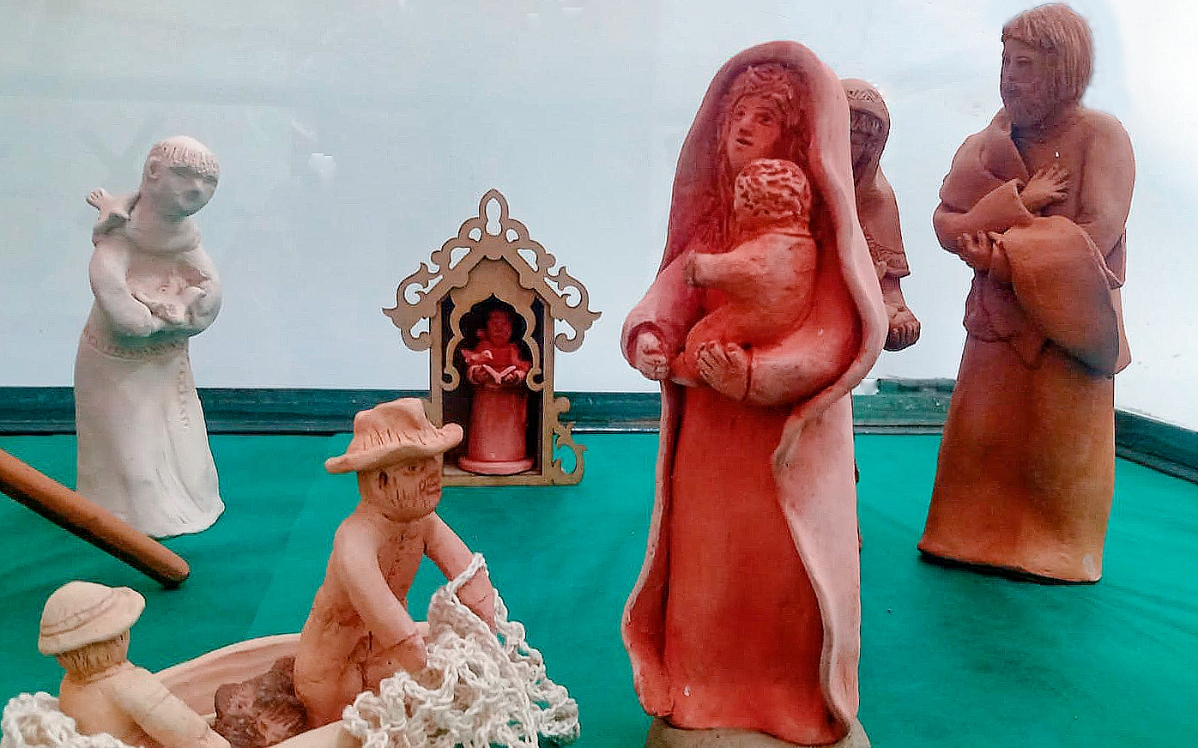 Rancho do Tropeiro expõe peças da artesã Mirna Tominaga 