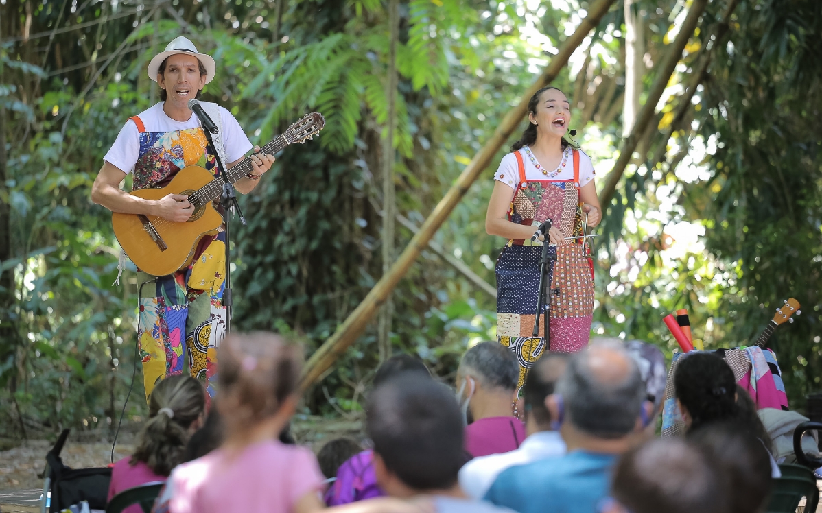 Espetáculo musical que aborda o folclore brasileiro