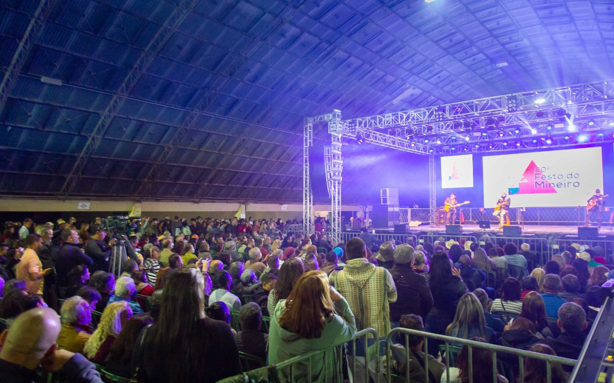 Festa do Mineiro atrai multidão e movimenta a economia criativa 
