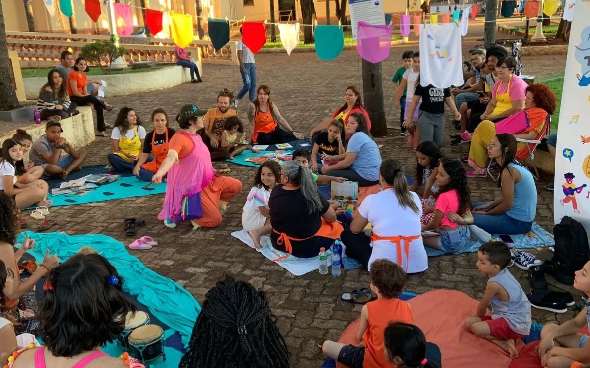 Centro Cultural Clemente Gomes recebe primeiro piquenique literário